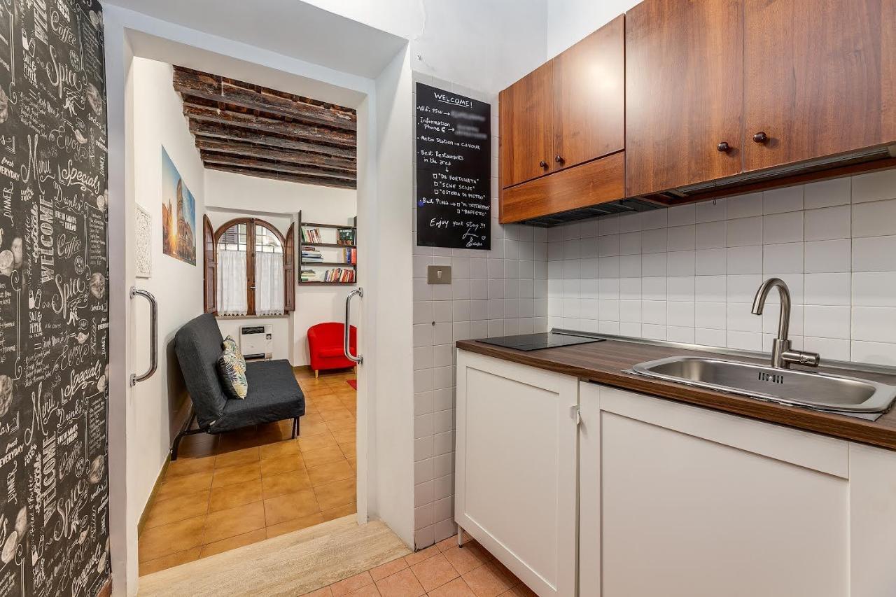 Colosseum Country Chic Apartment Rom Eksteriør billede